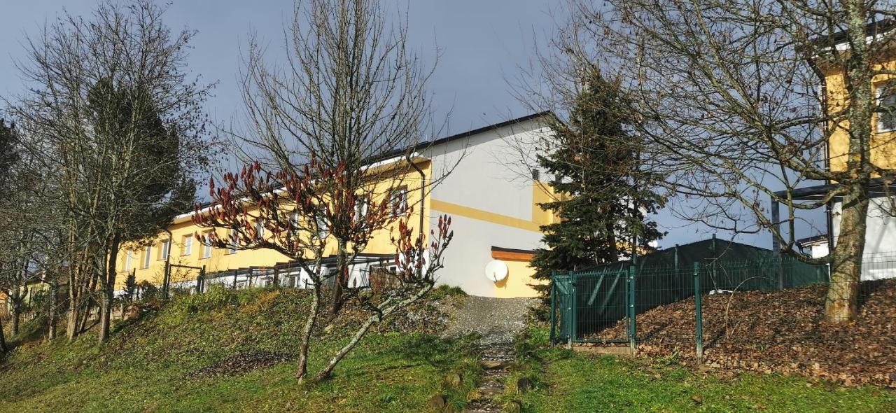 Apartman G4 Maty Frymburk Extérieur photo