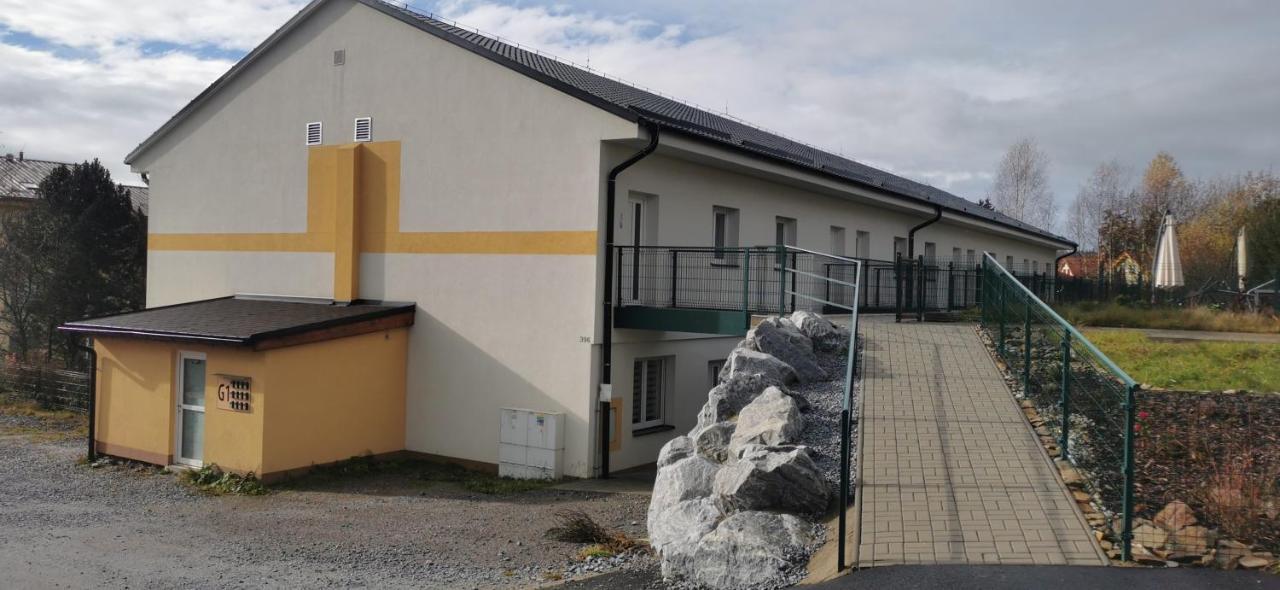 Apartman G4 Maty Frymburk Extérieur photo